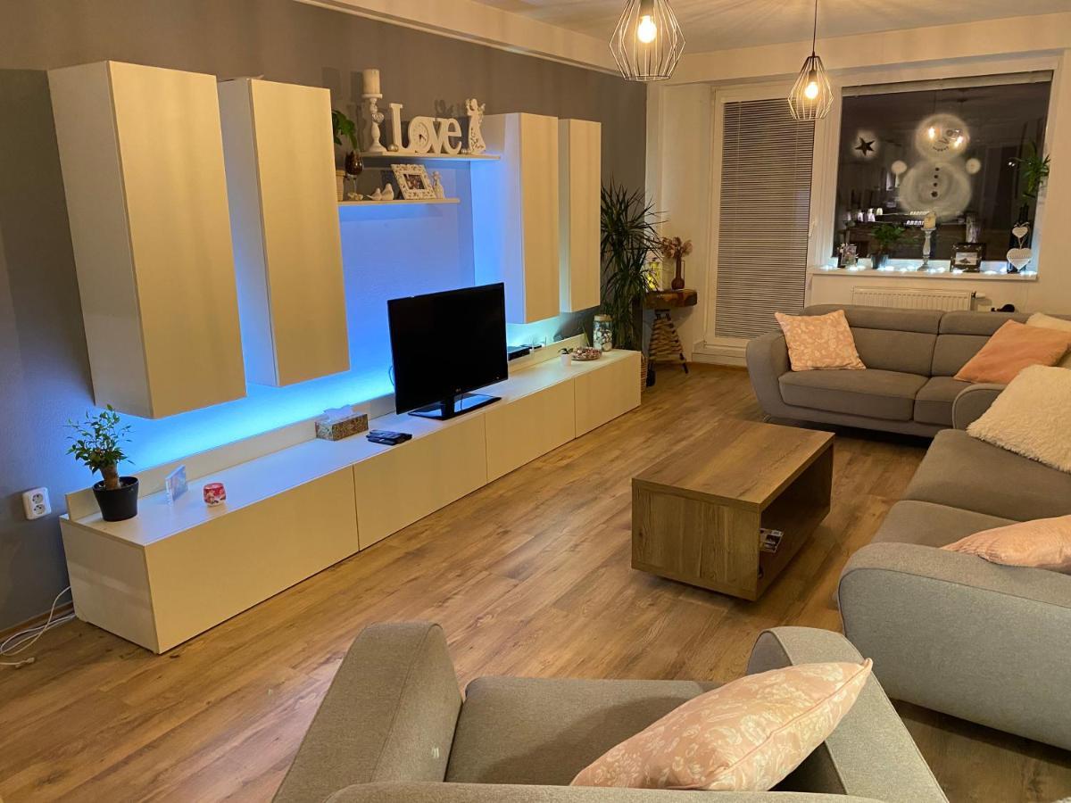 Apartman Slnecna Terasa S Vlastnym Parkovanim Na 2 Auta Apartment Жилина Екстериор снимка