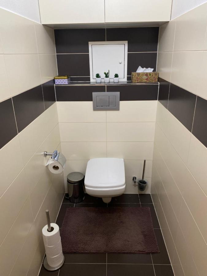 Apartman Slnecna Terasa S Vlastnym Parkovanim Na 2 Auta Apartment Жилина Екстериор снимка